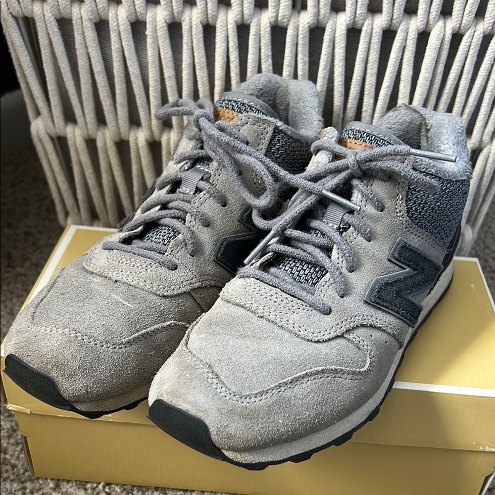 New Balance | 696 Sneaker - Picture 2 of 7